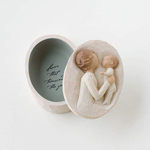 Willow Tree Grandmother, Love that Transcends the Years, Box for Jewelry and Treasures, Reminder of Those you Love who Call you Grandma, Sculpted Hand-Painted Keepsake Box