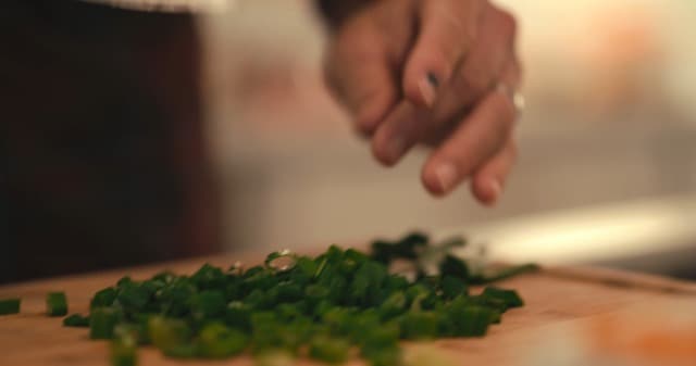 READYWISE - Simple Kitchen, Soup Sampler, Variety Pack, 8 Servings Per Pouch, Soup Mix, Family Size, MRE, Gluten Free, Freeze Dried Food, Ready To Eat Meals, Hiking & Backpacking Food, Soup for Family, Pack of 5