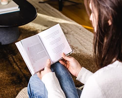 Jesus Calling for Moms, Padded Hardcover, with Full Scriptures: Devotions for Strength, Comfort, and Encouragement (A 50-Day Devotional) - The Perfect Christian Gifts for Women