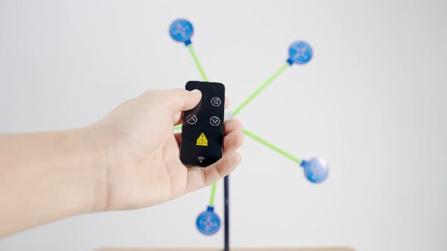 2-Player Shooting Game Toy,Foam Dart Toy Gun with Auto Reset Rotating Shooting Target,Ideal Gift for Kids Ages 4, 5, 6, 7, 8,9,10+