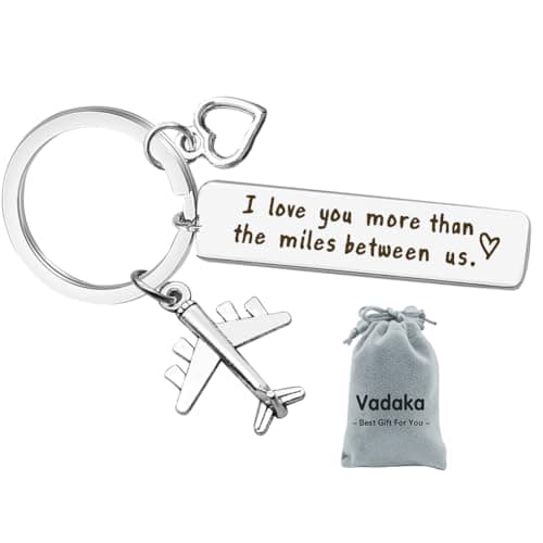 Vadaka Couple Keychain Long Distance Relationship Gift for Boyfriend Girlfriend I Love You More Than The Miles Between Us Keyring Couples Jewelry Going Away Gift Brithday Anniversary Valentines Gift