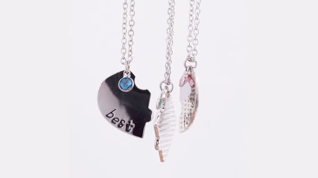 Top Plaza Best Friends Forever and Ever Necklaces for 3 BFF Heart Puzzle Matching Alloy Pendant Necklaces Set Friendship Jewelry for Sisters