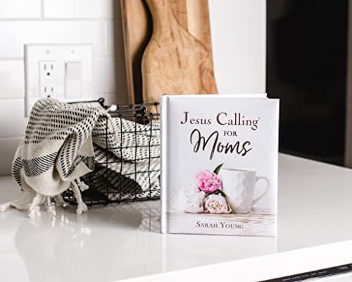 Jesus Calling for Moms, Padded Hardcover, with Full Scriptures: Devotions for Strength, Comfort, and Encouragement (A 50-Day Devotional) - The Perfect Christian Gifts for Women