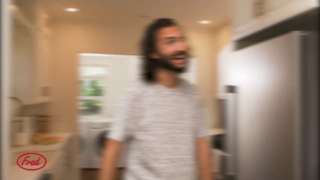 Genuine Fred PIZZA BOSS 3000, Circular Saw Stainless Steel Pizza Wheel, Great Gift for Guys and Pizza Lovers, Easy to Clean with Removable Shield - White Elephant Gift - Fun Kitchen Gadget