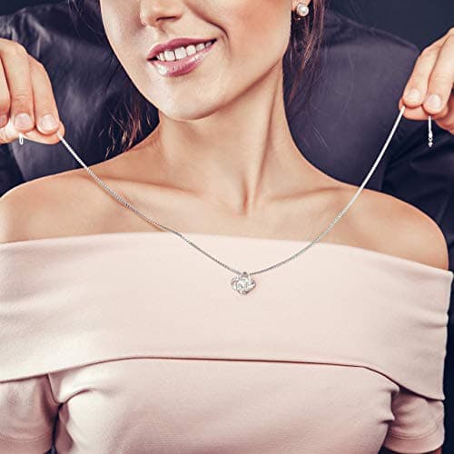 Daughter in Law Gifts Necklace From Mother in Law To My Bonus Daughter Honor Pendant Jewelry with Message Card and Box (Standard Box, Honor Gift Set)