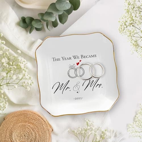 OASSIE Wedding Gifts for Couple 2025 - Mr & Mrs 4"x4" Ceramic Jewelry Dish Tray - Bridal Shower Gifts for Women, Marriage Gift Ideas, Anniversary Engagement Gifts for Couples, Jewelry Holder Dish
