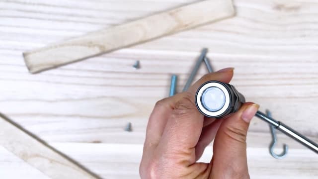 Magnetic Pickup Tool with LED Lights, Telescoping Magnet Flashlight, Cool Gadget Birthday Gifts Christmas Day Gifts for Men, Handyman, Husband, Boyfriend, Him, Father, Dad (1 Pack)