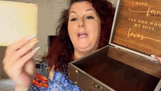 AW BRIDAL Mr and Mrs Wedding Keepsake Box for Couples, Wooden Memory Boxes with Lids, Bridal Shower Gifts for Bride Bachelorette Party, 2025 Engagement Gift for Newlyweds and Marriage Couple