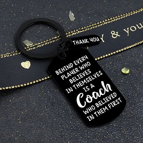 Coach Appreciation Gift Thank You Keychain Gift for Hockey Baseball Soccer Football Volleyball Team Fitness Instructor
