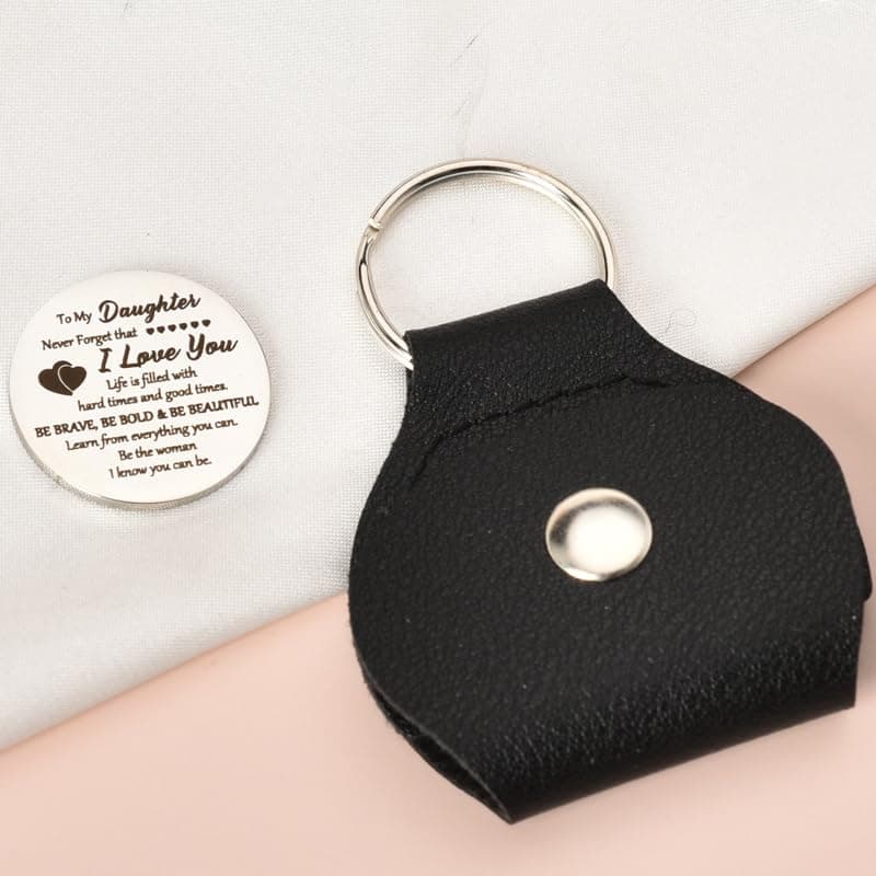 Daughter Birthday Gift from Mom Dad, To My Daughter Inspirational Gifts, I Love You Daughters Pocket Hug Keychain Presents for Daughter in law Christmas Graduation Wedding Gift for Women Girls
