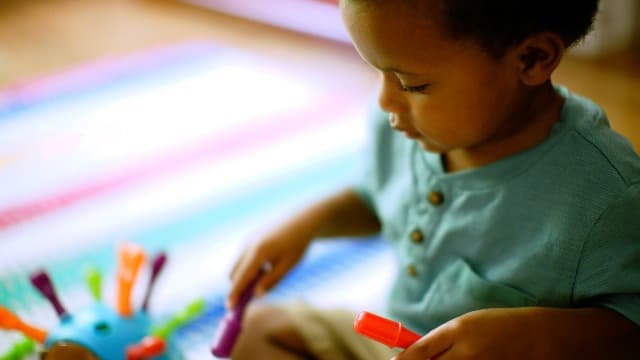 Learning Resources Spike The Fine Motor Hedgehog - Toddler Montessori Toys, Stacking Shape, Gifts For Boys And Girls, Sorting And Matching Skill Activities, Educational Games, Kindergarten