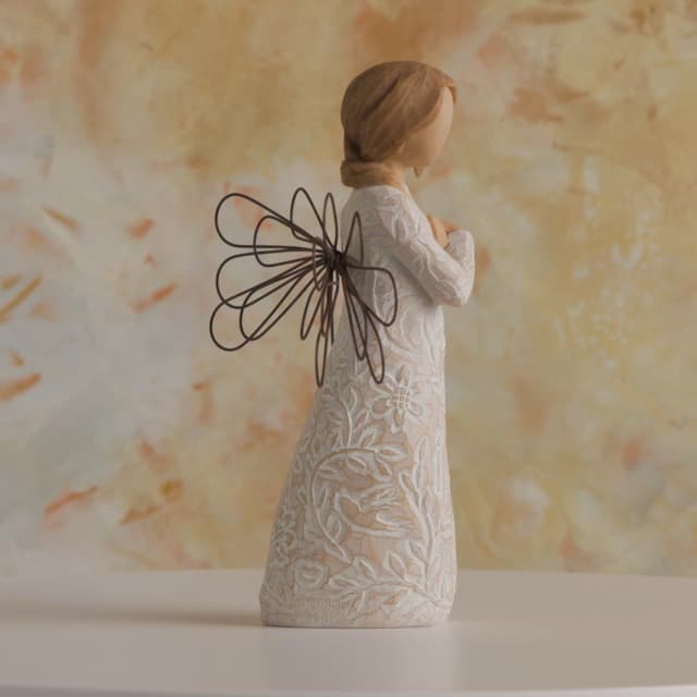 Willow Tree Remembrance Angel (Lighter Skin), Memories…Hold Each one Safely in Your Heart, A Gift to Express Sympathy, Comfort, Remembrance and Healing, Sculpted Hand-Painted Figurine