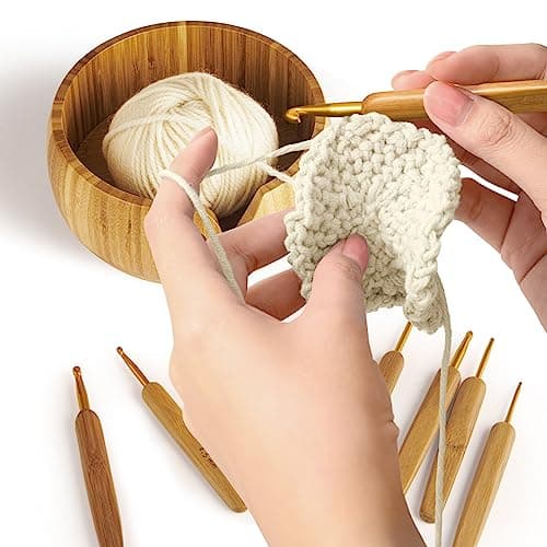 Wooden Yarn Bowl Holder, Craft Knitting Bowl with 8pcs Metal Crochet Hooks, 7.9''Large Yarn Holder Dispenser Yarn Storage Bowls, for Knitters & Crocheters (Bamboo 7.9 inch)