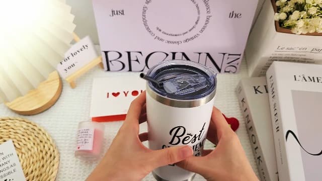 Gifts for Girlfriend Women Her, Girlfriend's Birthday Gifts, 1 Year Gift for GF Anniversary, Best Girlfriend Ever Tumbler Gift Set, Coolest I Love You Couple Presents, I Love My GF Cute Present