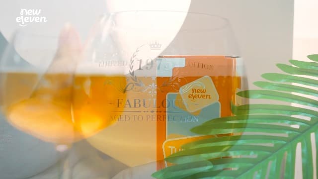 NewEleven 50th Birthday Gifts For Her, Women - Vintage 1975 50th Birthday Decorations For Women - 50 Year Old Present Ideas For Wife, Mom, Grandma, Aunt, Friends, Female - 16 Oz Wine Glass