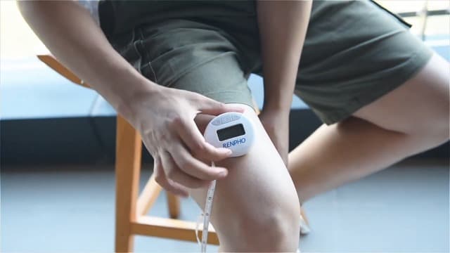 RENPHO Body Measuring Tape, Smart Tape Measure for Weight Loss, Bluetooth Fitness Equipment with App, Measuring Waist, Hip, Bust, Arms, Muscle Gain, Retractable, 60in /150cm, White