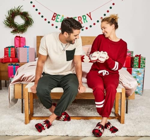 Dearfoams Women's Mama Bear Matching Family Gifts for Mom Clog