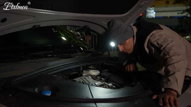 Etsfmoa Unisex Beanie with The Light Gifts for Men Dad Father USB Rechargeable Caps