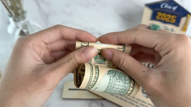 Congrats Graduation Money Holder 2025, Wooden Graduation Money Cash, Class of 2025 Graduation Gifts for Her, Him, Senior College University Graduates Gifts