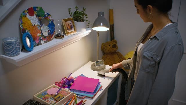 Dirt Devil Endura Lite Upright Bagless Vacuum Cleaner for Carpet and Hard Floor, Powerful, Lightweight, Corded Vacuum Cleaners for Home Use