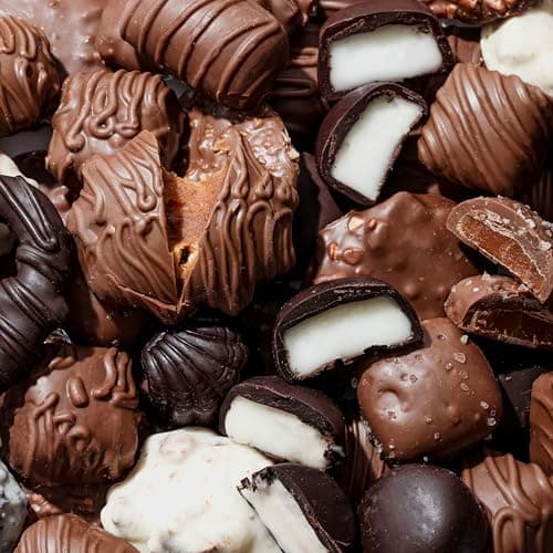 Christmas Chocolate Gift Basket– Holiday Candy Gift Box with Assorted Milk, Dark & White Chocolates – Holiday Food Gift Idea for Men, Women, Family, Corporate- Bonnie & Pop Christmas Style