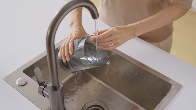 Eureka Cordless Vacuum Cleaner Lightweight, Stick Vacuum Rechargeable for Hardwood, Pet Hair, Black, ReactiClean 410