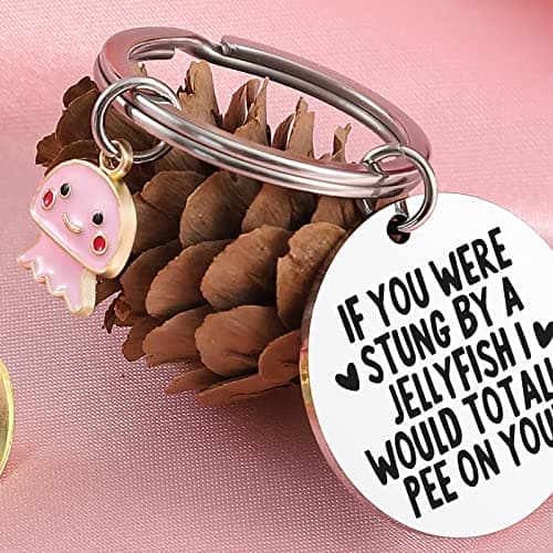 Friendship Gifts for Women Best Friend Keychain for Women Funny Friend Gifts For Women Girl Birthday Christmas