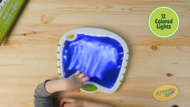 Crayola Toddler Touch Lights, Musical Sensory Toys for Toddlers, Light Up Drawing Pad, Mess Free Painting, Travel Activity, Gift for Toddlers, 2+