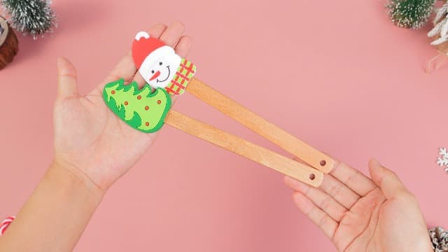 Mimorou 6 Sets Christmas Whisks Kitchen Gifts Stainless Steel Whisks Silicone Spatulas Towels Greeting Cards Rope for Neighbor Employee Baking Gift Xmas Cooking Supplies