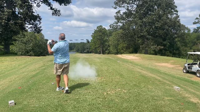 Shanker Golf Exploding Balls - Prank Balls That Explode on Impact - Funny Joke for Golfers (Sleeve of 3, Novelty)