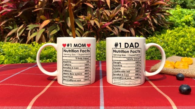 Breezy Valley Best Mom Dad Gift Set, Mom and Dad Coffee Mugs, Christmas Gifts for Parents Birthday Gifts from daughter Son, Anniversary Present for Parents