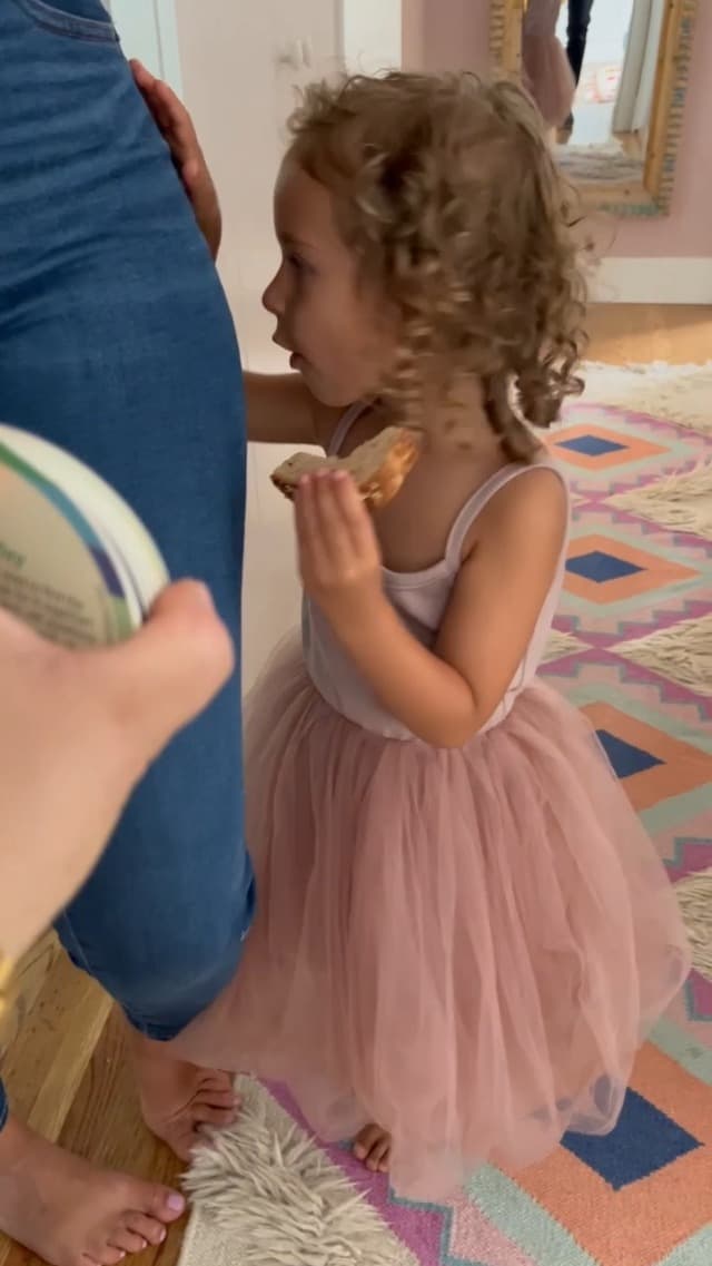 MOLLYBEE KIDS Toddler Scavenger Hunt Cards at Home, Toddler Activity, Ages 2, 3, Indoor Scavenger Hunt Game