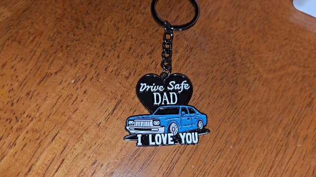 Venhoo Drive Safe Keychain for Dad-I Love you Dad Gifts from Daughter Son Wife, Key Chain Gifts Idea for Daddy Father’s Day, Christmas, Birthday with Gift Box and Note Card