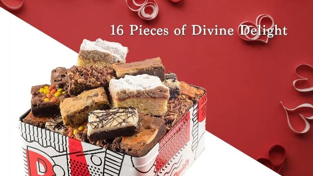 David's Cookies Merry Christmas Assorted Brownies & Crumb Cake Gift Tin 16pcs - Delicious, Fresh Baked Snacks, Gourmet Chocolate Fudge Slices, Brownies, Ideal Gift for Christmas Holidays