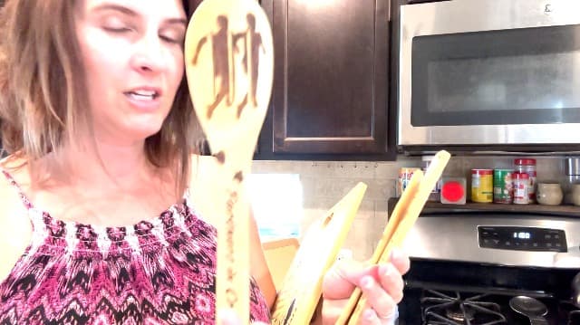 Best Friend Birthday Gifts for Women - “Recipe for a Best Friend” Bamboo Cutting Board Set, Engraved with Inside Jokes & Secrets - Bestie Gifts for Graduation, Long-Distance, Housewarming & Christmas