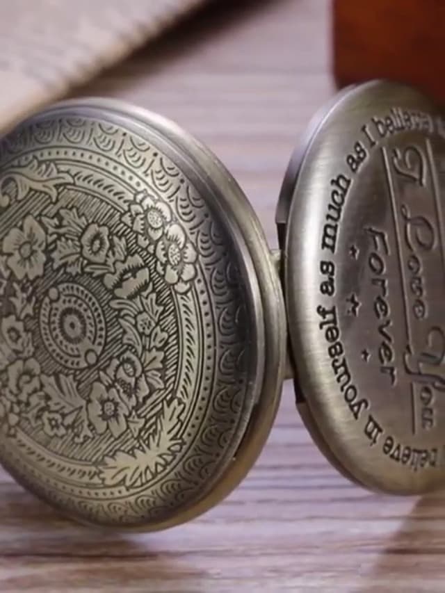 Engraved Pocket Watch to Son I Love You Gifts from a Mom Dad Birthday Christmas Gift Fob Watches Chains