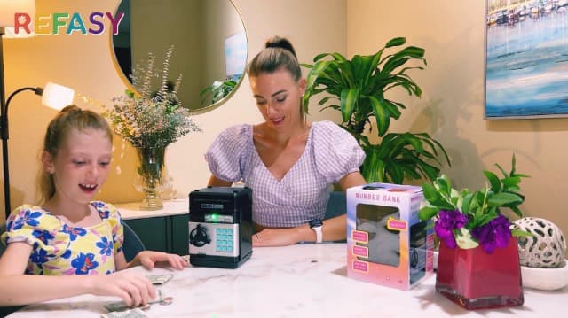 Refasy Piggy Bank Cash Coin Can ATM Bank Electronic Coin Money Bank for Kids Age 3-12, Money Savings Box Mini ATM Coin Bank Toys Gifts for 3 4 5 6 7 8 9 10 11 12 Year Old Boys Girls