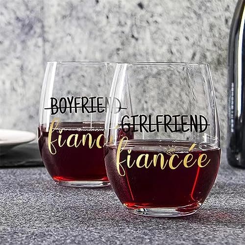 Engagement Gifts for Couples, Boyfriend and Girlfriend Wine Glass Engaged Gift Set with Wine Bag, Fiance Fiancee Gift for Him and Her Bride and Groom, Wedding Bridal Shower Gifts for Newlywed