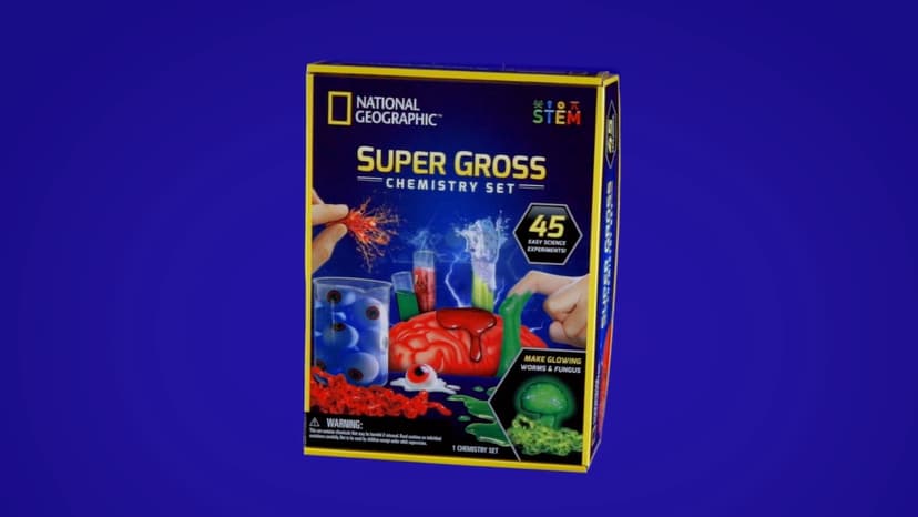NATIONAL GEOGRAPHIC Gross Science Kit - 45 Gross Science Experiments- Dissect a Brain, Make Slime, Creepy STEM Project Gifts for Boys and Girls, Halloween Activities for Kids 8-12 (Amazon Exclusive)