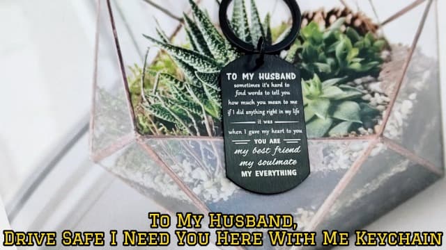 ENGZHI Love My Husband Keychain - Husband Birthday Gift Ideas - Mens Christmas Anniversary Keychain Gifts for Him, Valentines