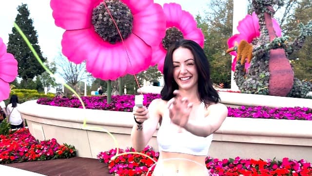 Loop Lasso NANO - Viral Glow in the Dark String Toy - 100+ Tricks, Beginner-to-Pro - Stocking Stuffers for Teen Boys, Christmas Gift for Boys 8-13+, Cool Gadgets for Kids & Adults