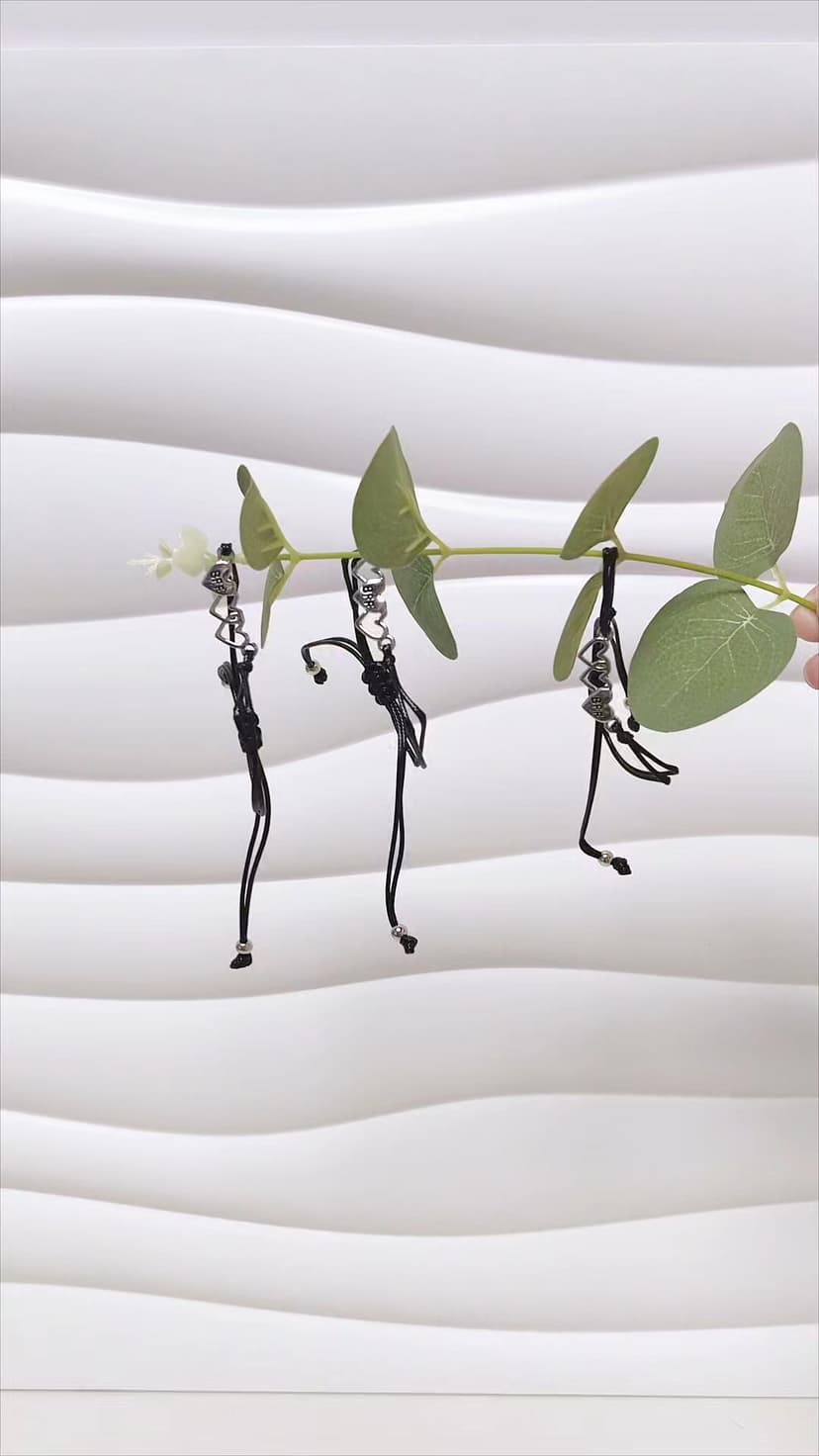 Teniinet Adjustable size and beautiful bracelet,best friend gift for women(Silver Heart for 3)