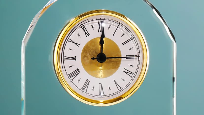 YWHL 25th Wedding Anniversary Clock Gifts for Couple, 25 Year Anniversary Keepsake Gifts for Husband/Wife, Glass Clock Decoration for 25 Years for Marriage (Battery not Included)