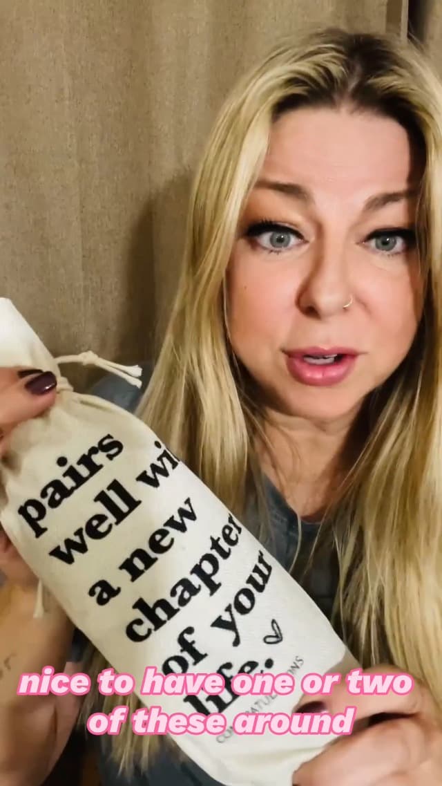 1 Pcs Funny New Chapter Wine Bag New Beginnings Gifts for Women Men Farewell Gifts for Friends Going Away Gifts for Coworkers Women Men Moving Away Gifts for Friends New Teacher Gifts