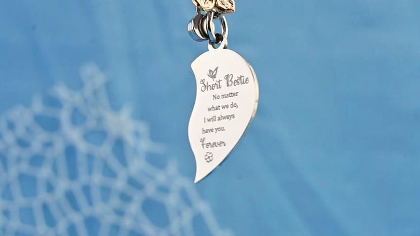 Bestie Gifts Friendship Keychain Bestie Birthday Gifts for Women Friendship Gift for Besties Bff Gift for Women Girls Friends Bff Stuff for Besties Christmas Presents for Her Matching Key Ring