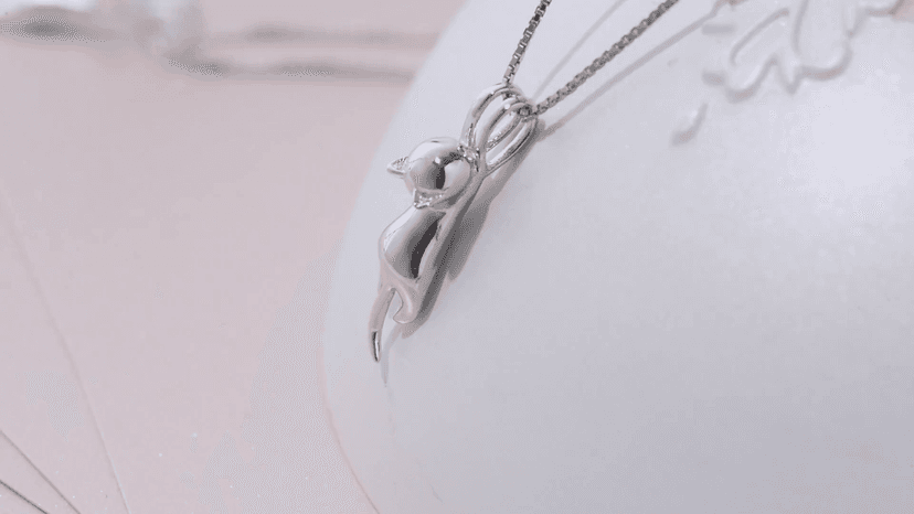 S.Leaf 925 Sterling Silver Cat Necklace Jewelry for Women Trendy Dainty Charm Pendant Necklaces Best Friend Birthday Gifts for Her Sister Mom Wife Womens