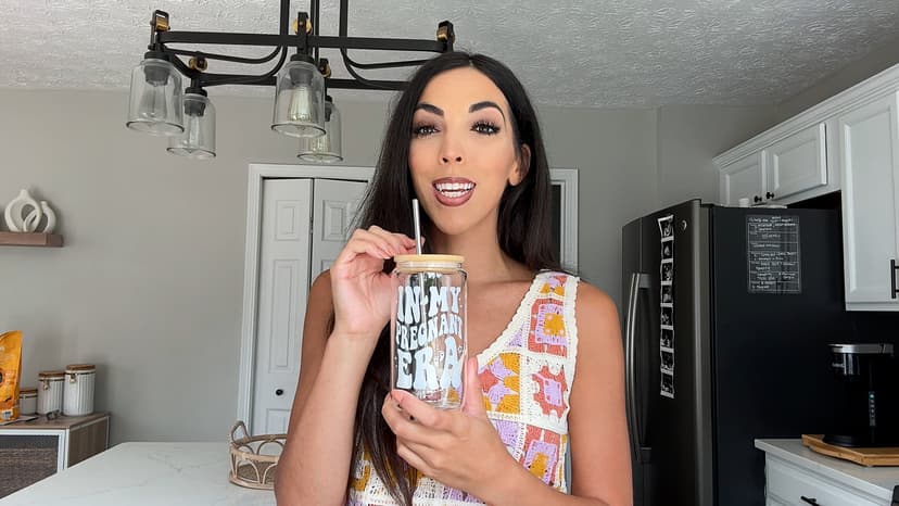 Fairy's Gift Pregnant Women Iced Coffee Cup, Cute Pregnant Mom Gifts, New Mama 16 oz Coffee Glass Cup, New Mothers Birthday Christmas, Pregnancy Gifts for Expecting Mom, First Time Mommy, Mommy to Be