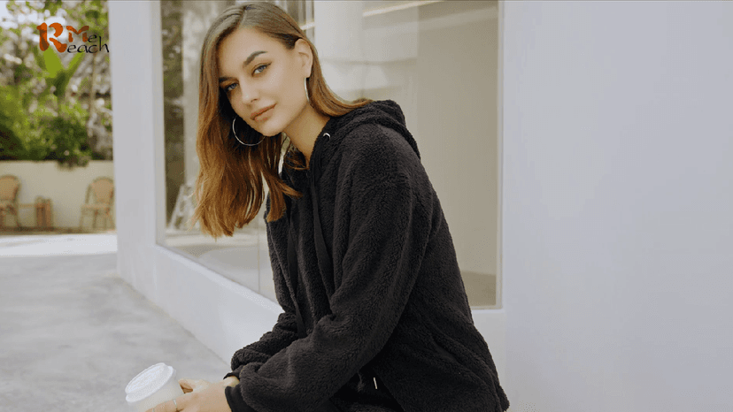 ReachMe Womens Oversized Sherpa Pullover Hoodie with Pockets Fuzzy Fleece Sweatshirt Plaid Fluffy Jacket Coat