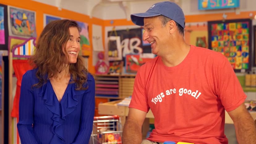 Melissa & Doug Disney Minnie Mouse Dress-Up Puzzle, 18 Pieces Mix and Match Outfits, Sorting & Matching Toy with Storage Case, Educational Puzzle for Toddlers Ages 3+