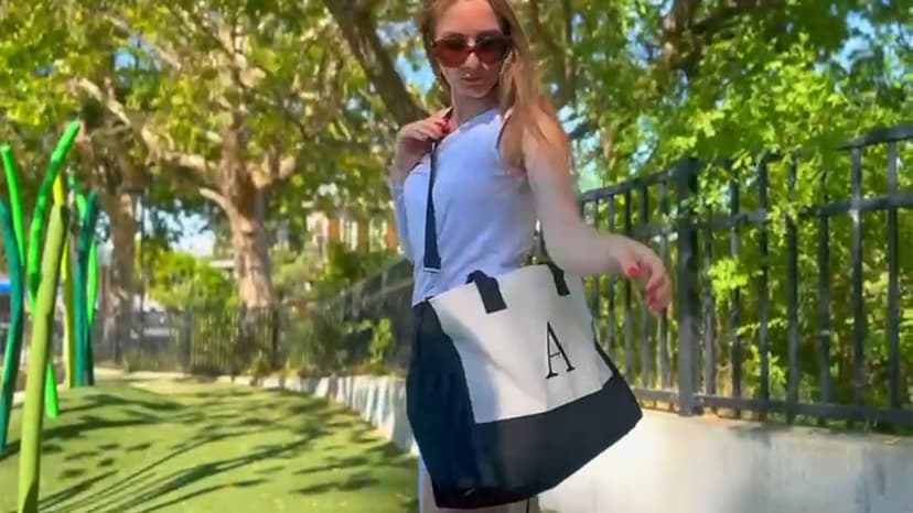 YOOLIFE Gifts for Women - Initial Tote Bag & Makeup Bag, Birthday Gifts for Women Mom Wife Teacher Friend